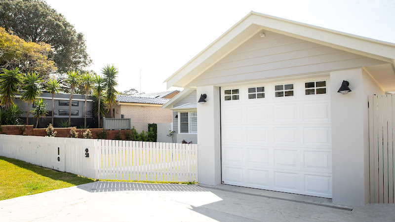 Ascent Garage Doors in Mount Duneed