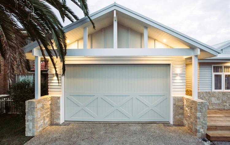 Dandenong Garage Doors - Garage Doors Melbourne, Roller Doors, Tilt Doors, Sectional Doors in Dandenong
