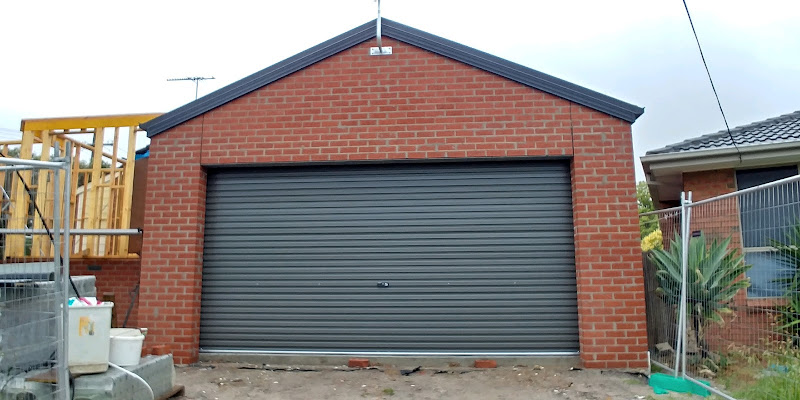 Everlift Garage Doors in Skye