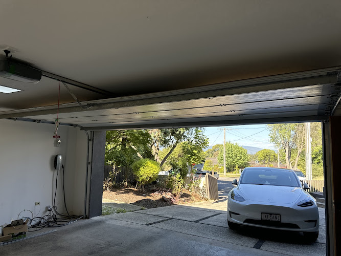 Garage Door Pros Melbourne in St Kilda