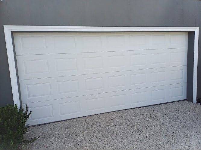 GSV Garage Doors Installation & Repairs in Cranbourne West