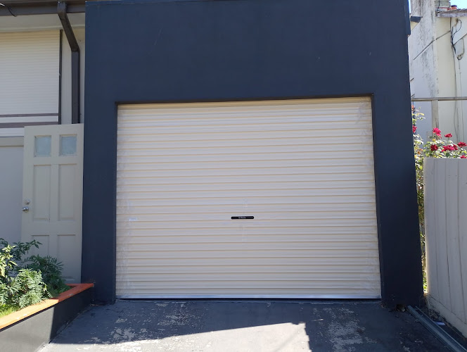 SG Garage Doors in Pakenham